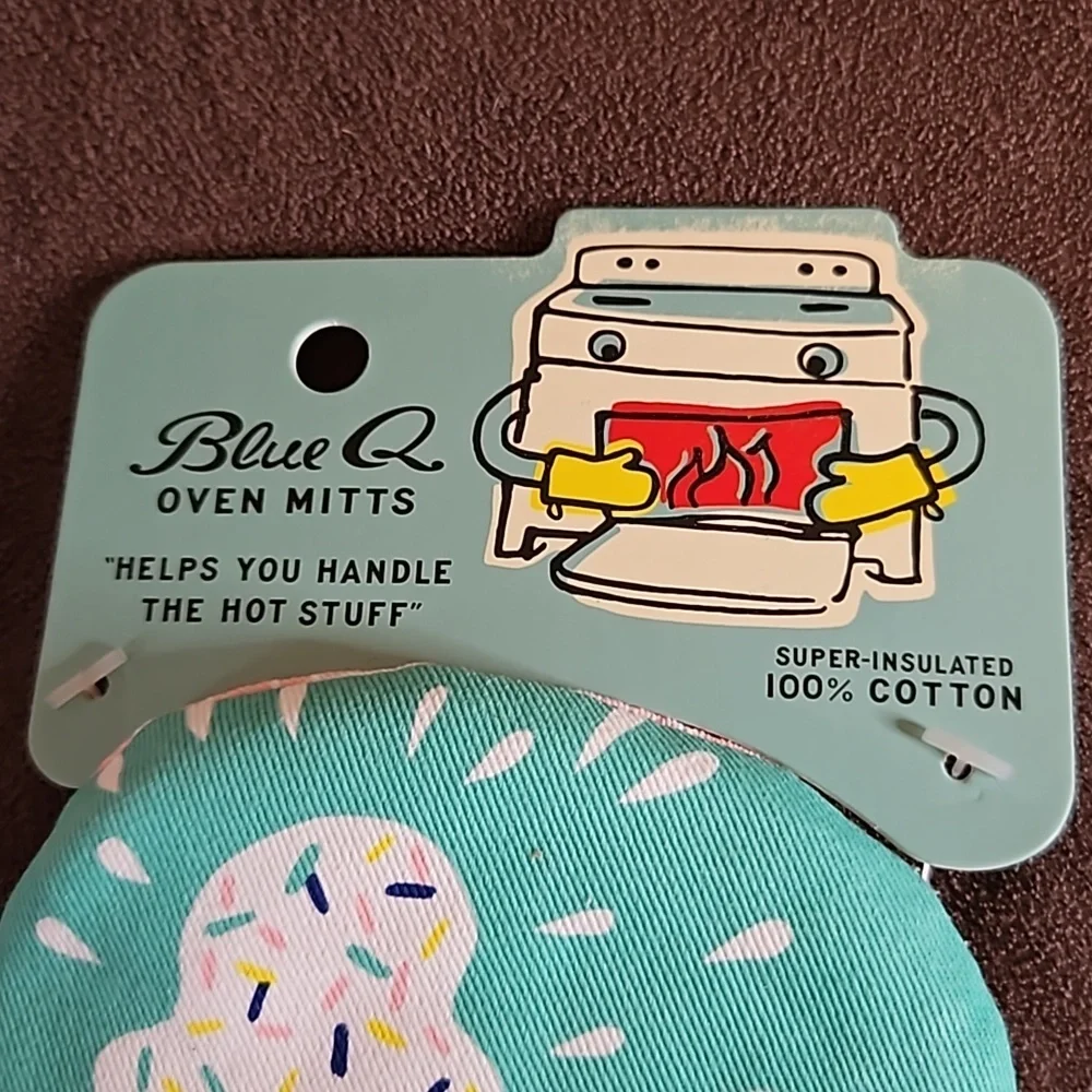 Blue Q mitt os